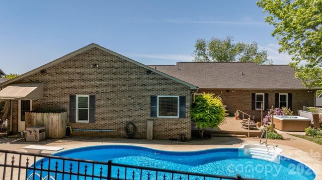 4946 Butner Drive, Hickory, NC 28602