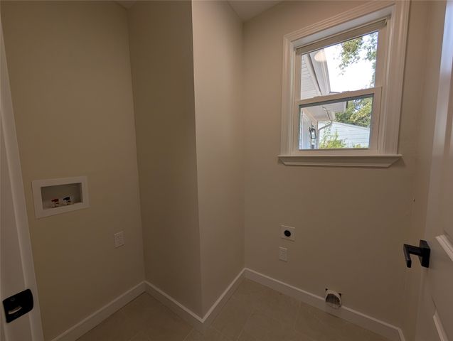 2807 Andrea Lane, Dallas, TX 75228