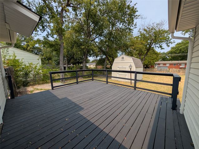 2807 Andrea Lane, Dallas, TX 75228