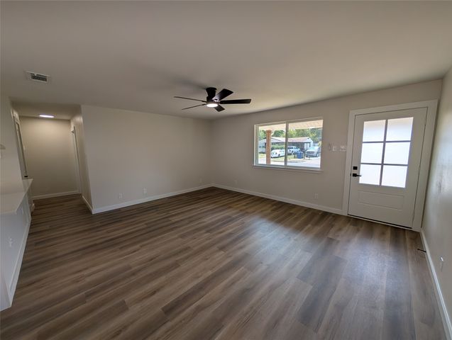 2807 Andrea Lane, Dallas, TX 75228