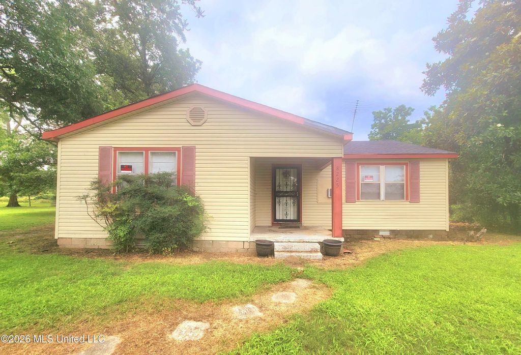 8225 Dundee Road, Dundee, MS 38626 — exterior