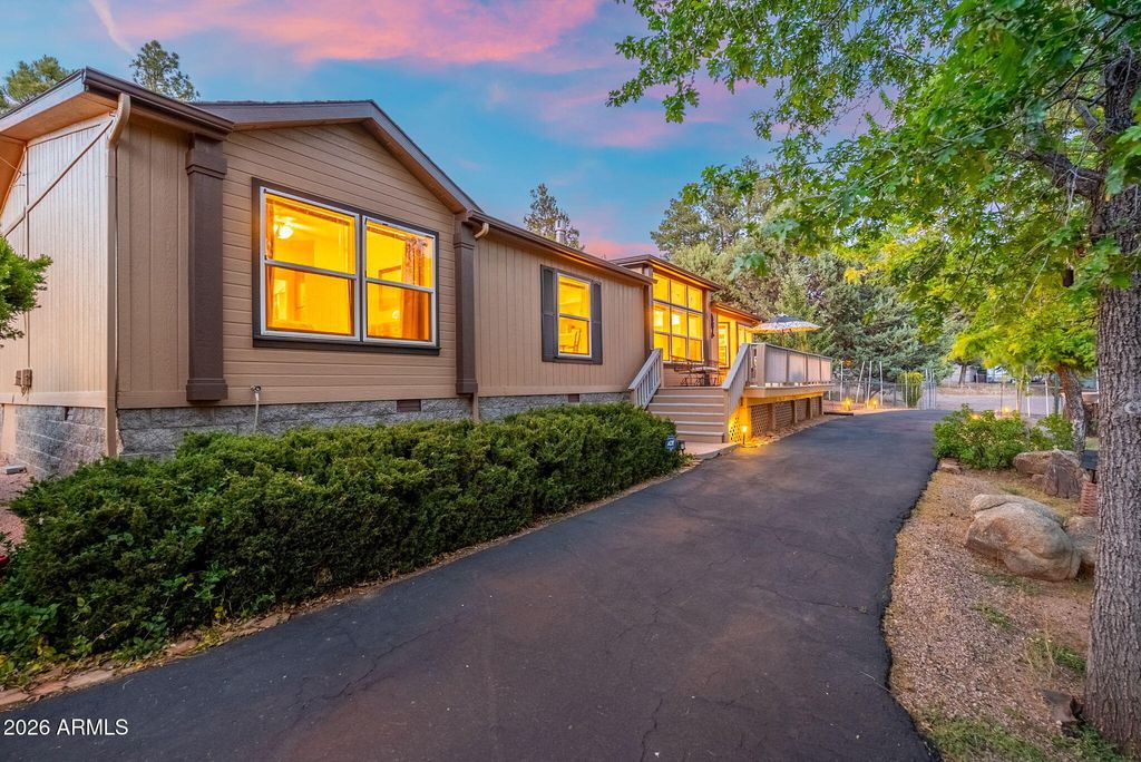 Image 40 of property listing at 5332 N CLEONNA Drive, Strawberry, AZ 85544