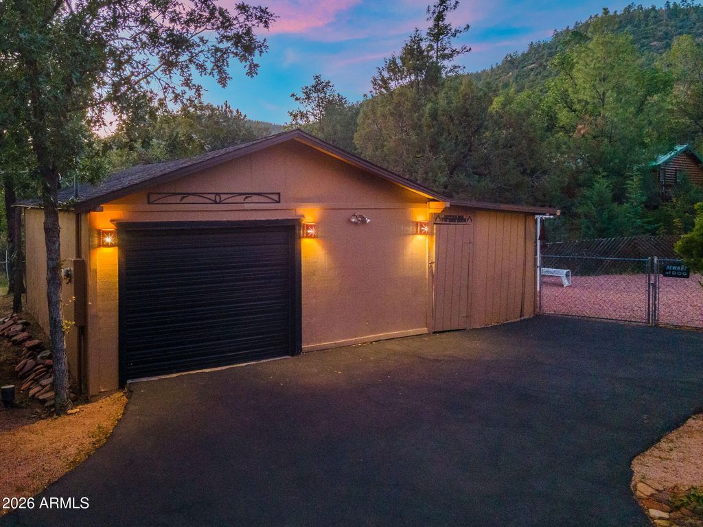 Image 44 of property listing at 5332 N CLEONNA Drive, Strawberry, AZ 85544