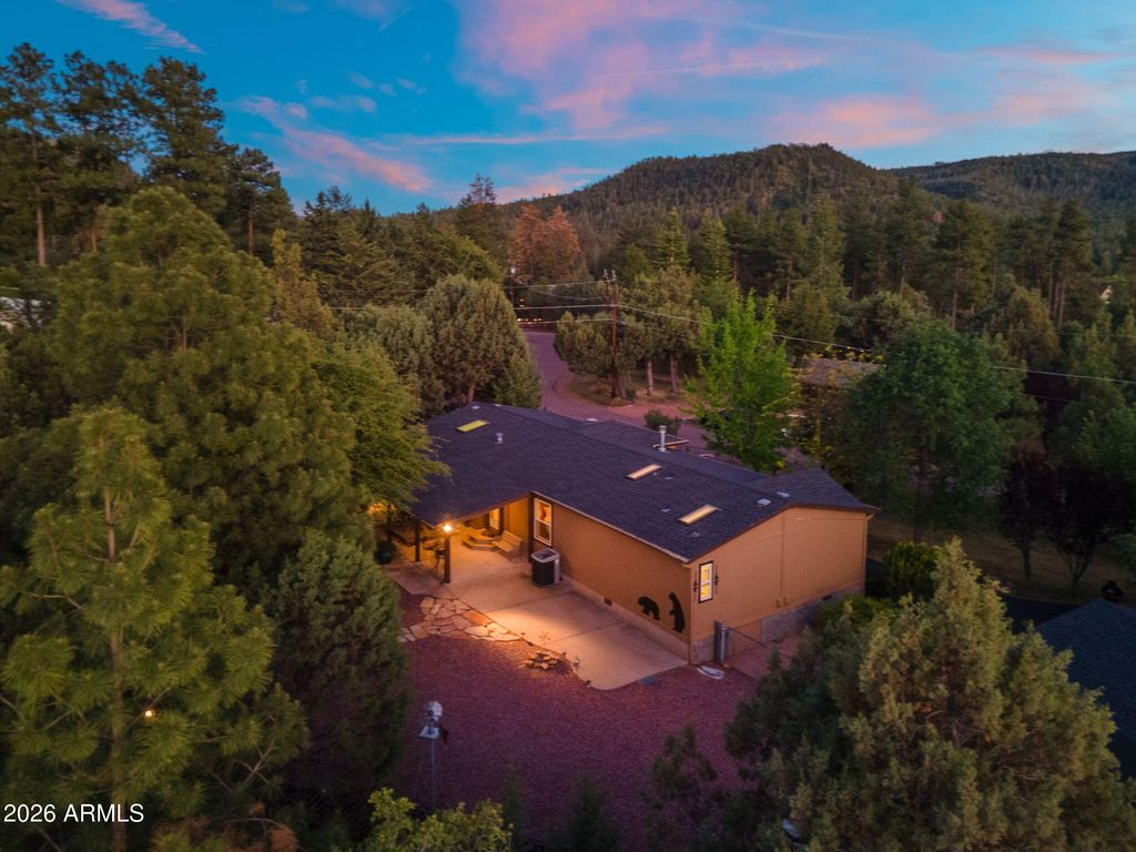 Image 48 of property listing at 5332 N CLEONNA Drive, Strawberry, AZ 85544