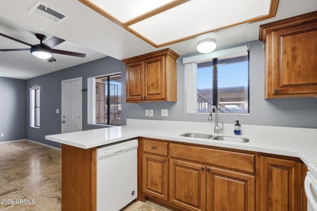 3635 N 37TH Street 7, Phoenix, AZ 85018