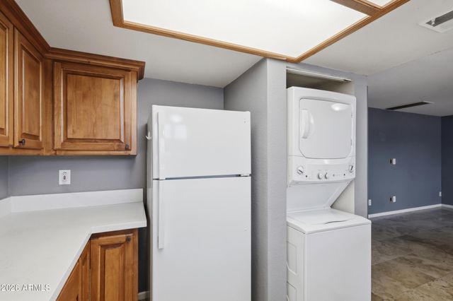 3635 N 37TH Street 7, Phoenix, AZ 85018