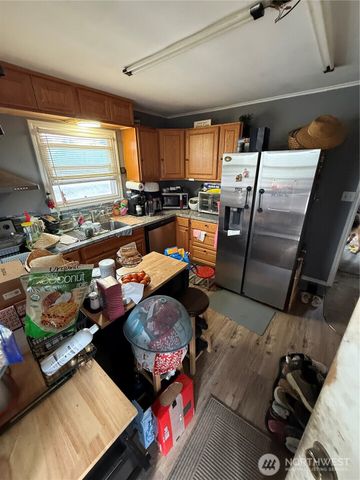 11627 24th Avenue S, Seattle, WA 98168