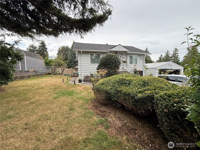 11627 24th Avenue S, Seattle, WA 98168