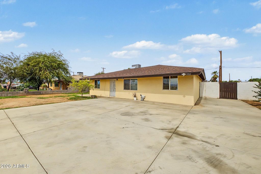 3332 W MONTEROSA Street, Phoenix, AZ 85017 — photo 2