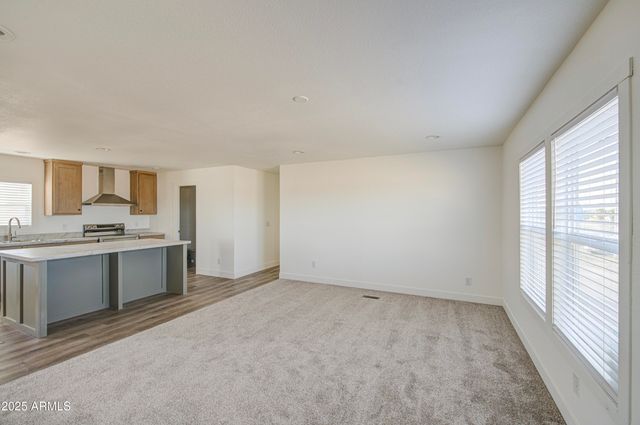 34489 W SOUTH MOUNTAIN Avenue, Tonopah, AZ 85354