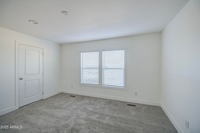 34489 W SOUTH MOUNTAIN Avenue, Tonopah, AZ 85354