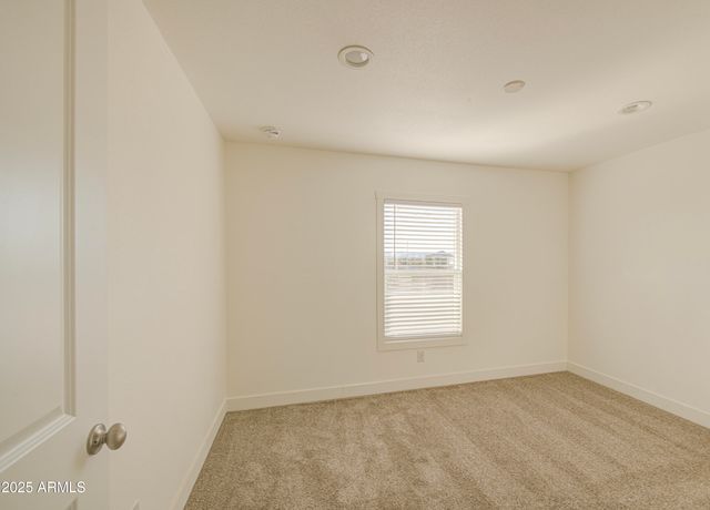 34489 W SOUTH MOUNTAIN Avenue, Tonopah, AZ 85354