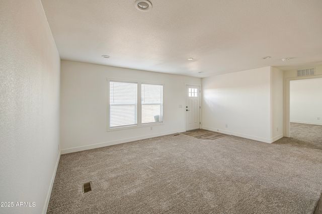 34489 W SOUTH MOUNTAIN Avenue, Tonopah, AZ 85354