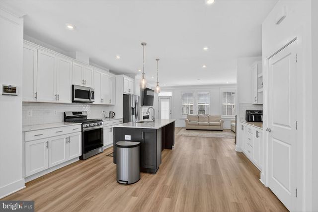 7449 ROCKY CREEK TER, Annandale, VA 22003