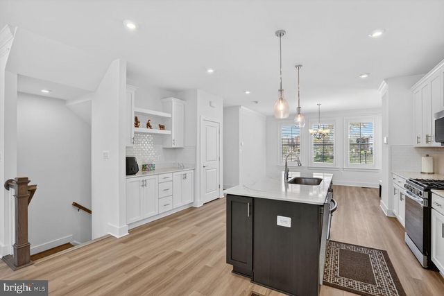 7449 ROCKY CREEK TER, Annandale, VA 22003