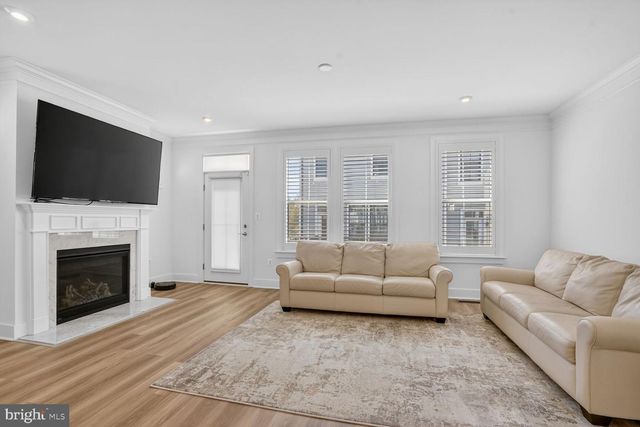 7449 ROCKY CREEK TER, Annandale, VA 22003
