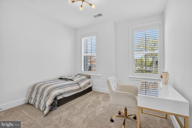 7449 ROCKY CREEK TER, Annandale, VA 22003