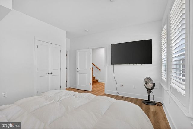7449 ROCKY CREEK TER, Annandale, VA 22003