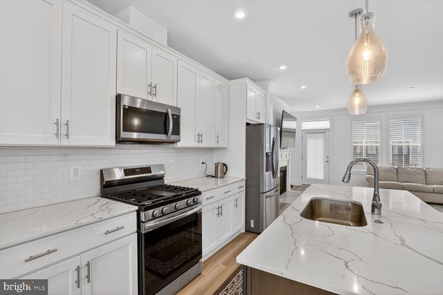 7449 ROCKY CREEK TER, Annandale, VA 22003