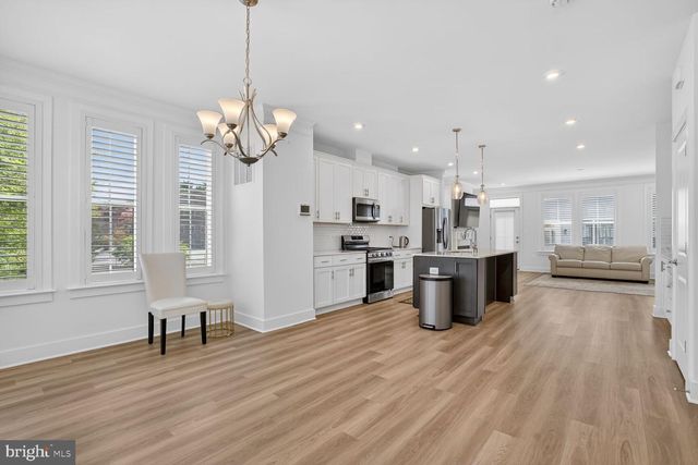 7449 ROCKY CREEK TER, Annandale, VA 22003
