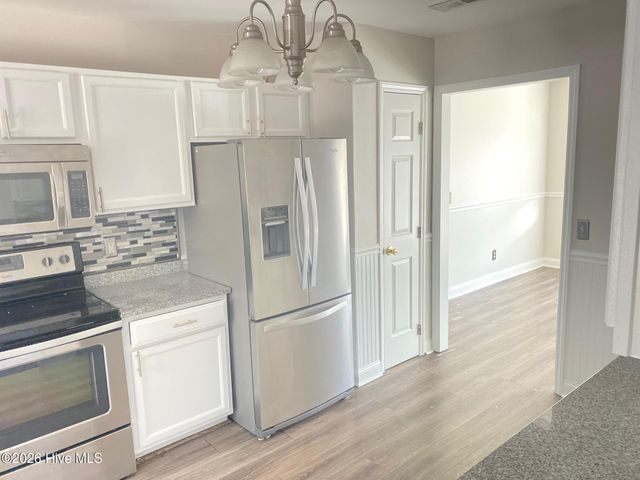 209 Adele Court, Wilmington, NC 28412