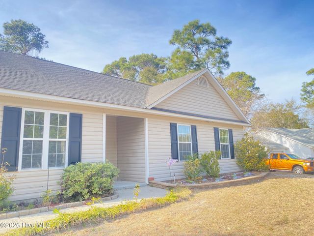209 Adele Court, Wilmington, NC 28412