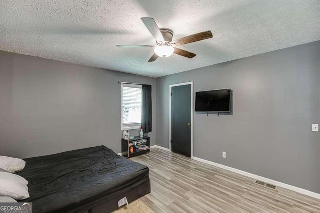 2193 Kings Forest Drive SE, Conyers, GA 30013