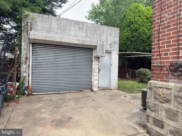 7476 OXFORD AVE, Philadelphia, PA 19111