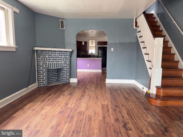 7476 OXFORD AVE, Philadelphia, PA 19111