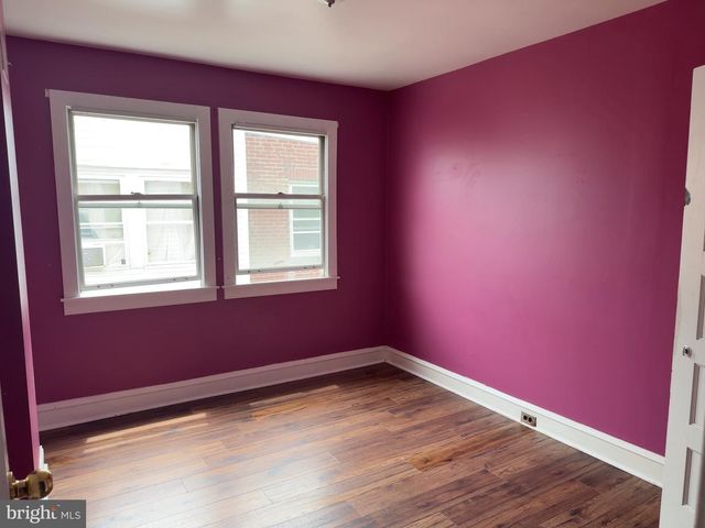7476 OXFORD AVE, Philadelphia, PA 19111