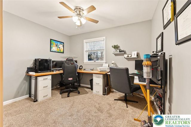 21 Lenape Drive, East Stroudsburg, PA 18302