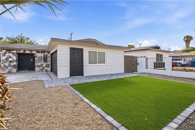 3629 Florrie Avenue, Las Vegas, NV 89121