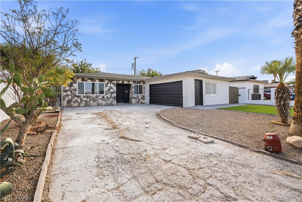 3629 Florrie Avenue, Las Vegas, NV 89121