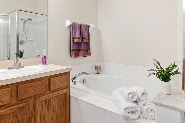 30709 LANESBOROUGH CIRCLE, Wesley Chapel, FL 33543