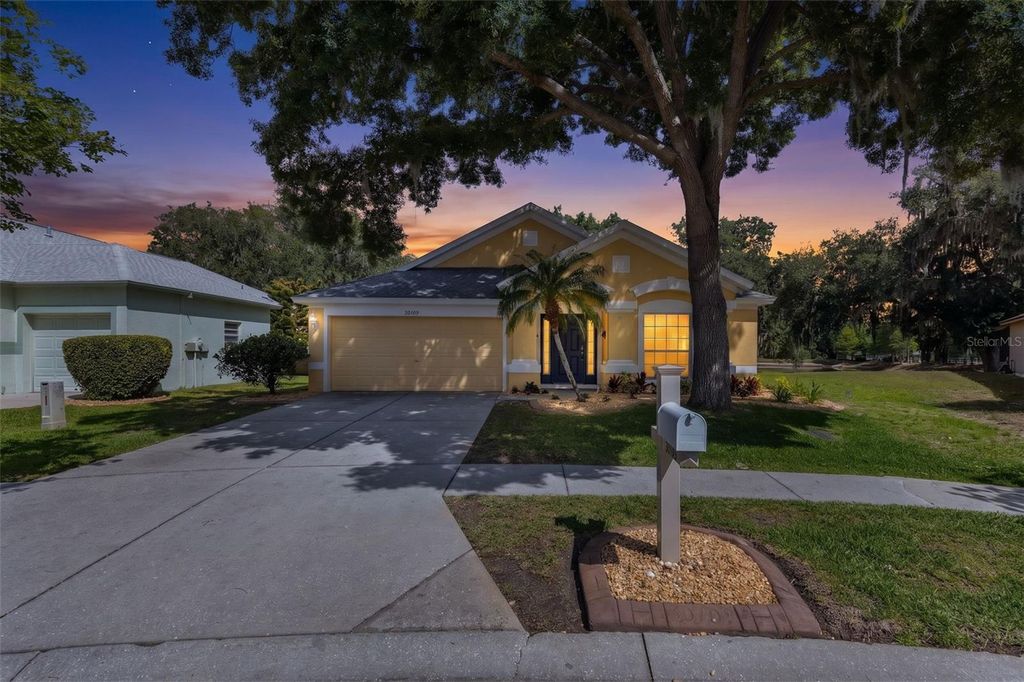 30709 LANESBOROUGH CIRCLE, Wesley Chapel, FL 33543