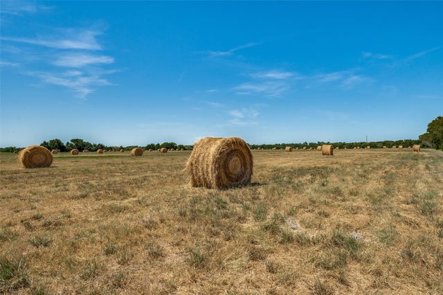1552 County Road 2116, Greenville, TX 75402