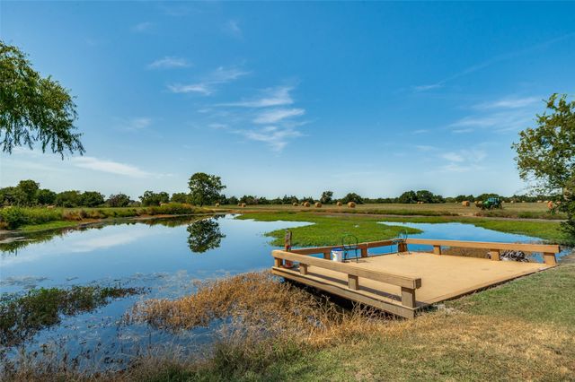 1552 County Road 2116, Greenville, TX 75402