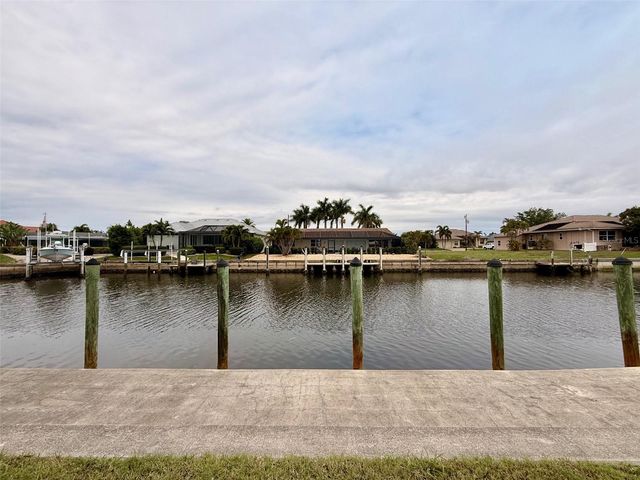 2460 W MARION AVENUE, Punta Gorda, FL 33950