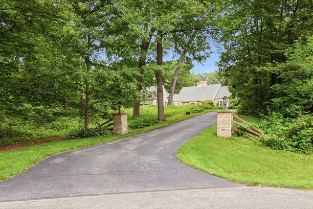 N6641 Woodfield Lane, Lake Mills, WI 53551