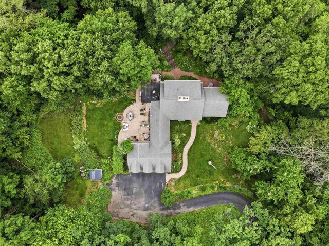 N6641 Woodfield Lane, Lake Mills, WI 53551