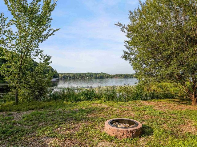 N6641 Woodfield Lane, Lake Mills, WI 53551