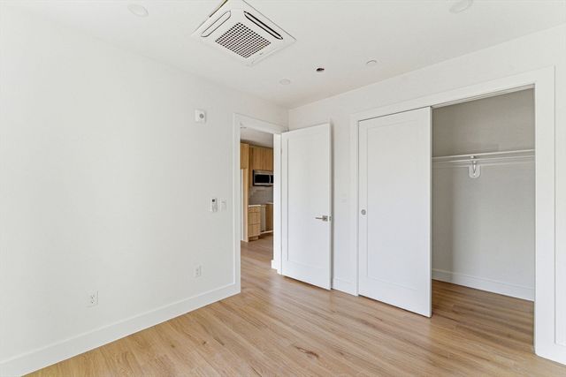 1035 Commonwealth Ave 608, Boston, MA 02215