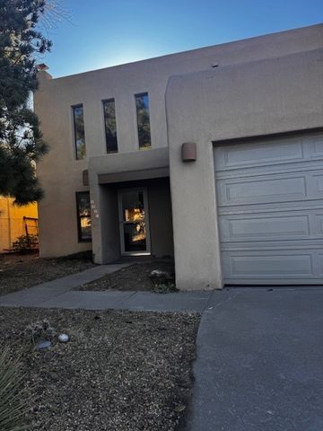 2931 Viaje Pavo Real, Santa Fe, NM 87505