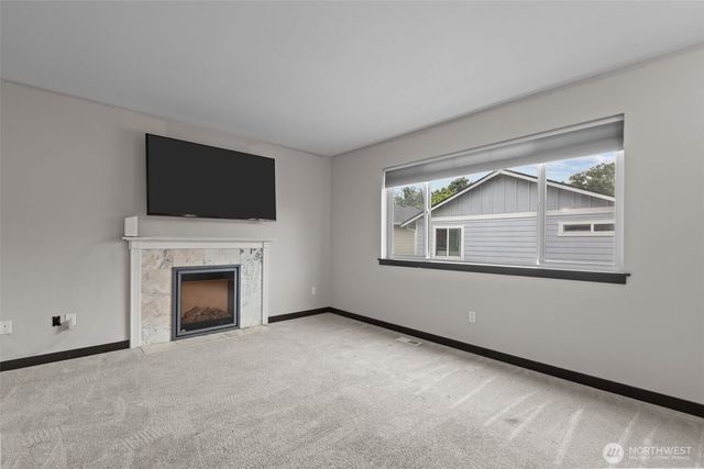 1118 Chestnut Court #18, Everett, WA 98201