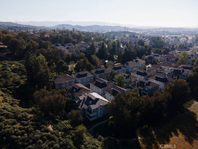 26954 Flo, Canyon Country, CA 91351
