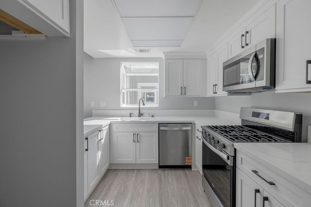 26954 Flo, Canyon Country, CA 91351