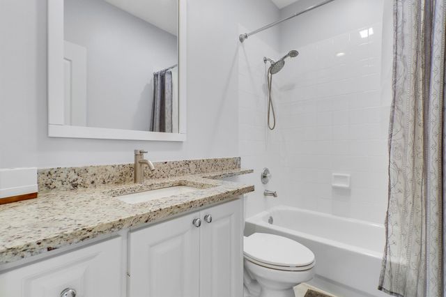 18 Tall Oaks Circle, Tequesta, FL 33469