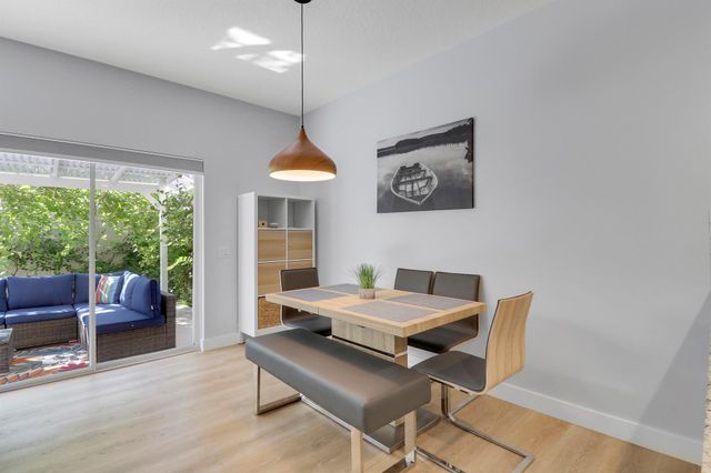 18 Tall Oaks Circle, Tequesta, FL 33469