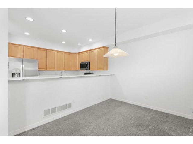 658 Wild Ridge Cir, Lafayette, CO 80026