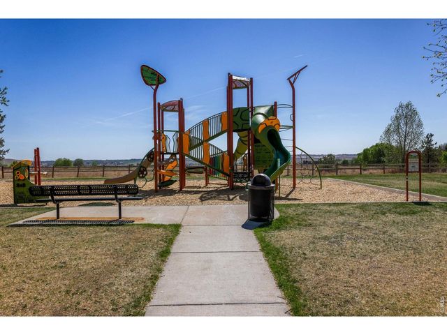 658 Wild Ridge Cir, Lafayette, CO 80026